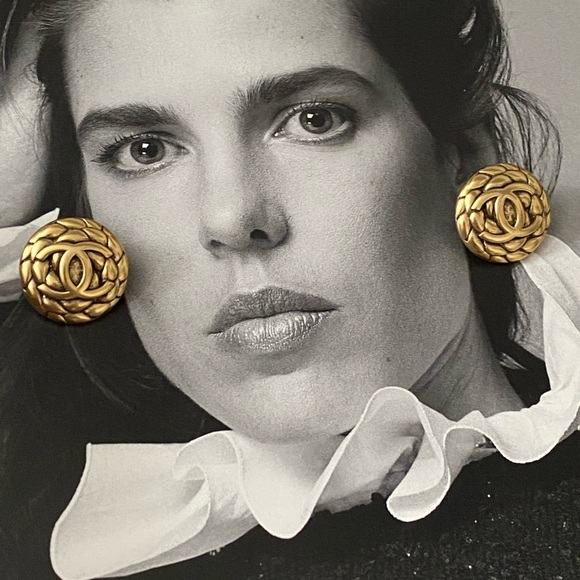 Chanel Button Earrings - Picture 7 of 8